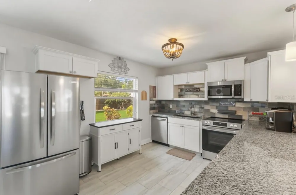 6027 43RD TERRACE Kenneth City, FL 33709