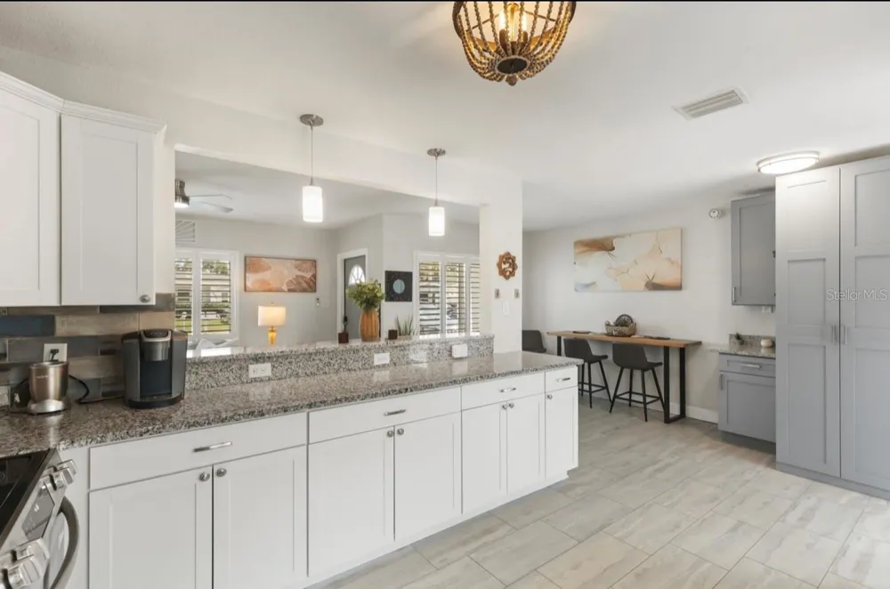 6027 43RD TERRACE Kenneth City, FL 33709