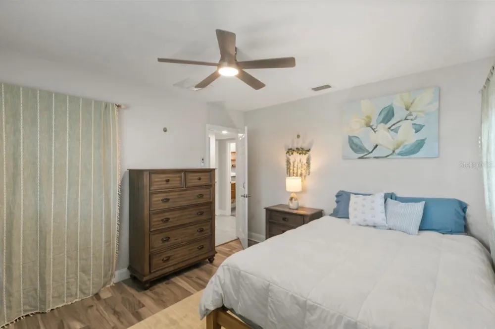 6027 43RD TERRACE Kenneth City, FL 33709