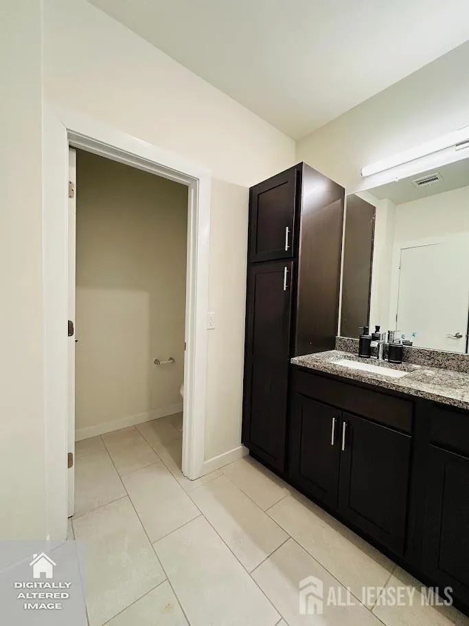 732 Lorhan Drive Piscataway, NJ 08854