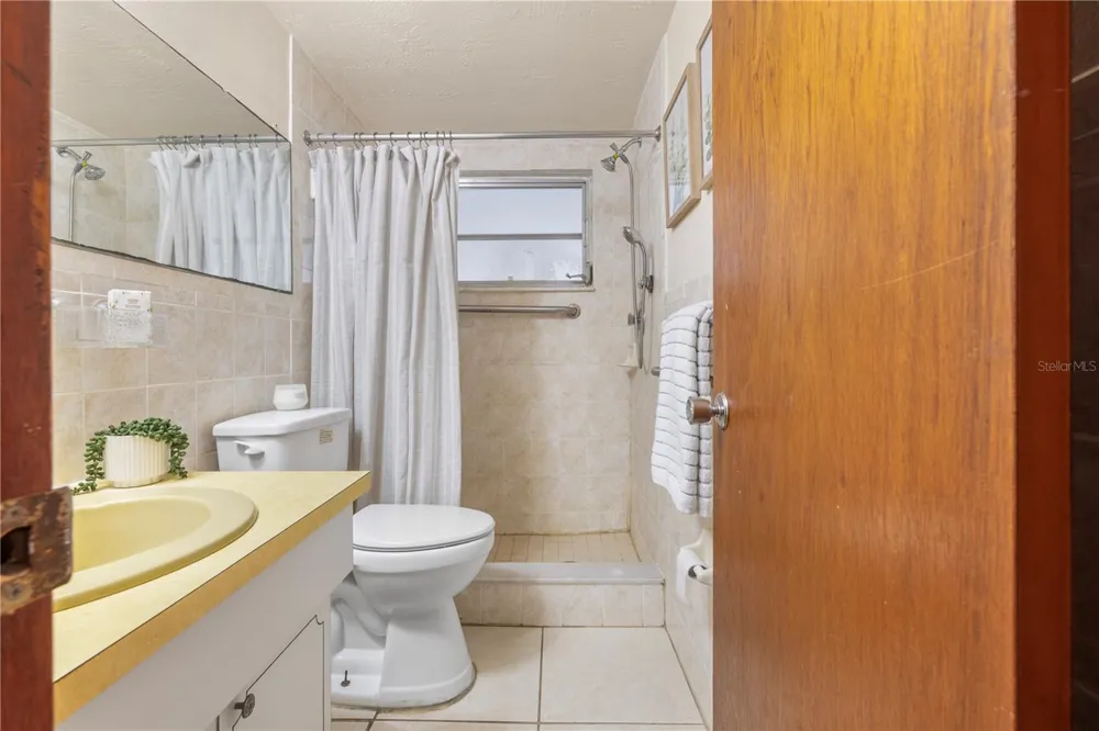 3352 HOOVER DRIVE Holiday, FL 34691