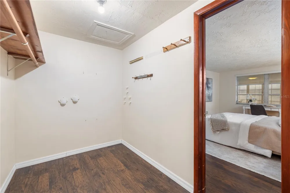 3352 HOOVER DRIVE Holiday, FL 34691