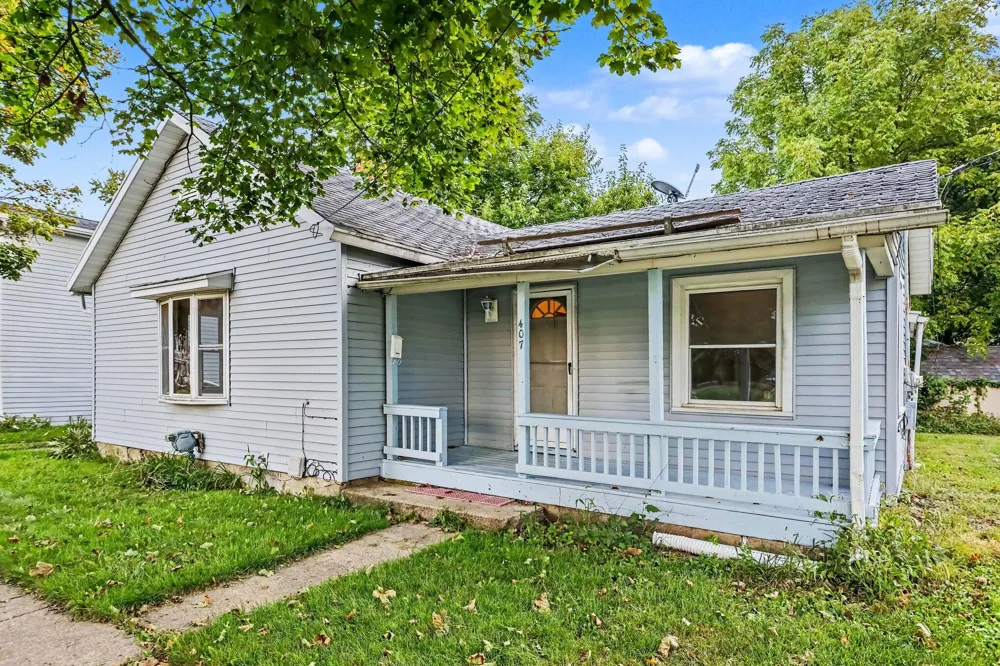 407 S Eagle Street Marshall City, MI 49068