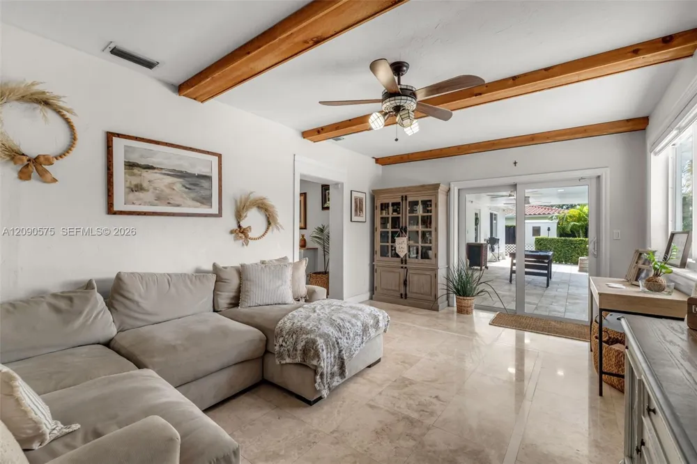 10420 SW 99th St Miami, FL 33176