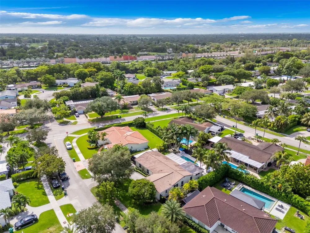 10420 SW 99th St Miami, FL 33176