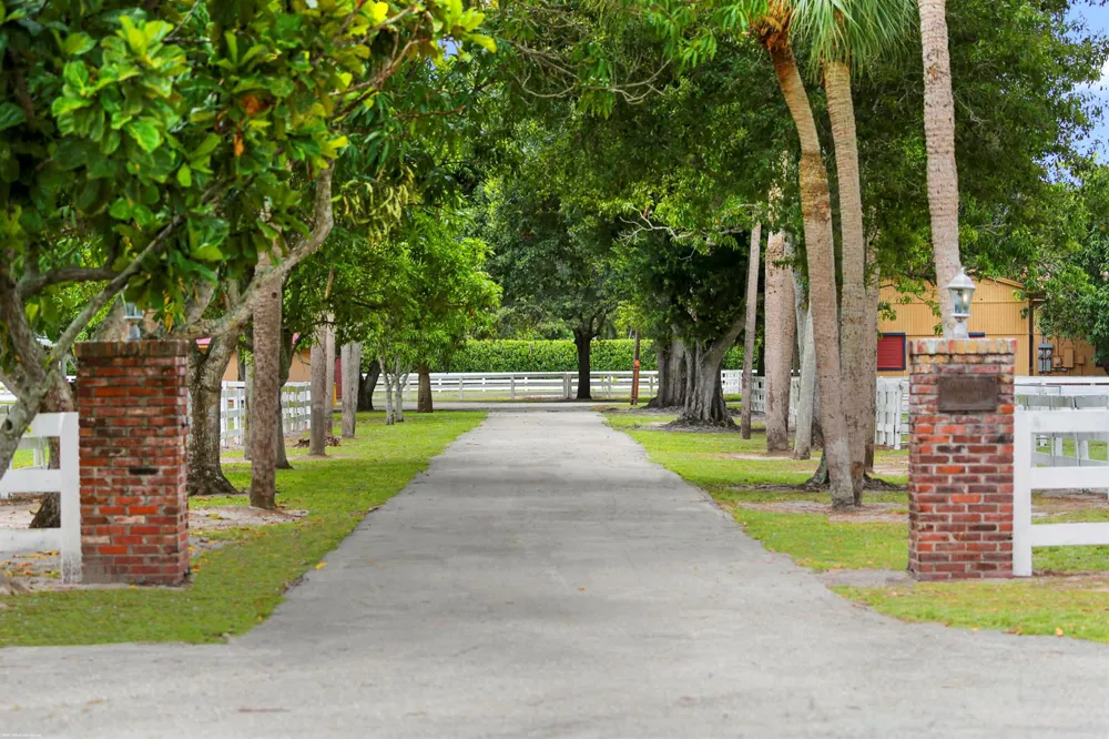 3516 Hanover Circle Loxahatchee, FL 33470