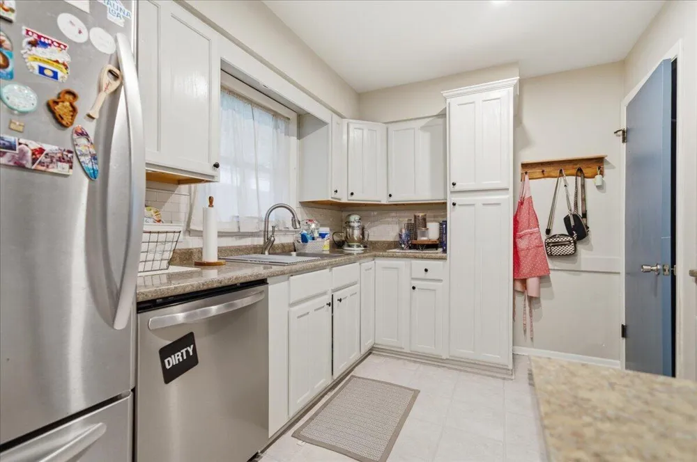408 Waverly Drive Benton Charter Township, MI 49022