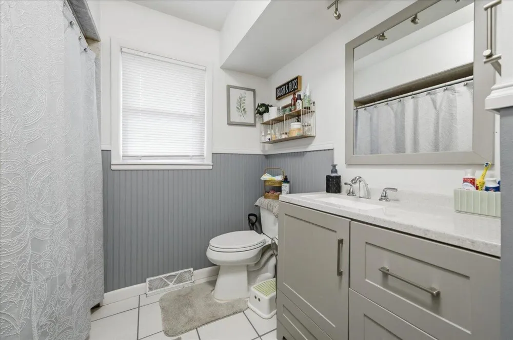 408 Waverly Drive Benton Charter Township, MI 49022