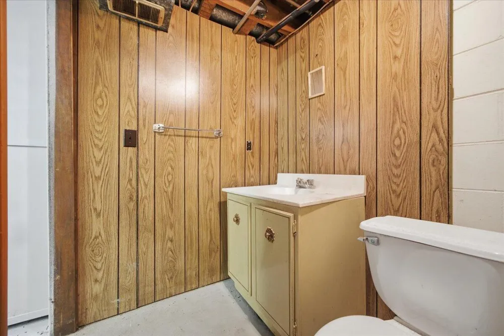408 Waverly Drive Benton Charter Township, MI 49022