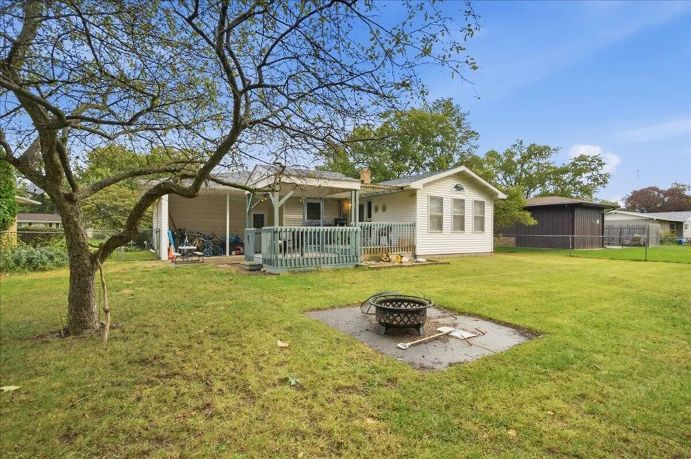 408 Waverly Drive Benton Charter Township, MI 49022