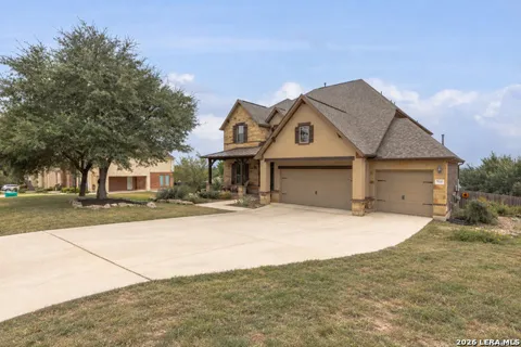 9035 Woodland Trce