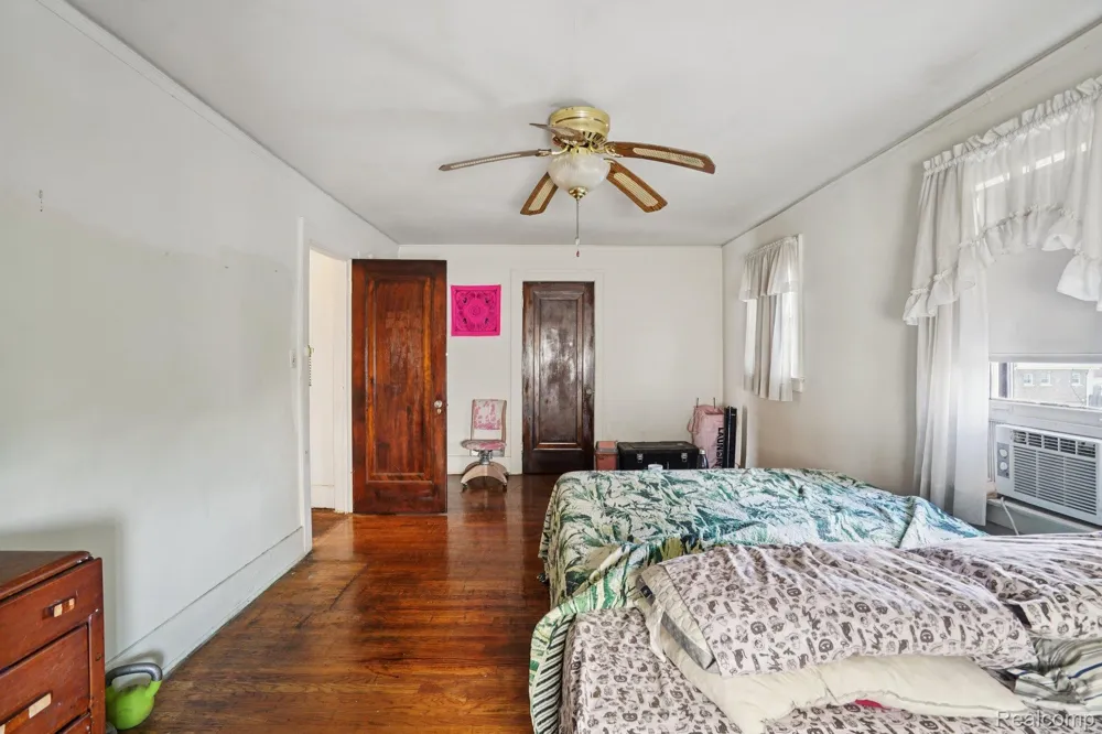 4101 Pasadena Street Detroit City, MI 48238