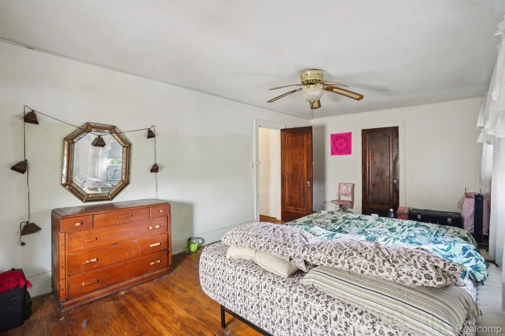 4101 Pasadena Street Detroit City, MI 48238