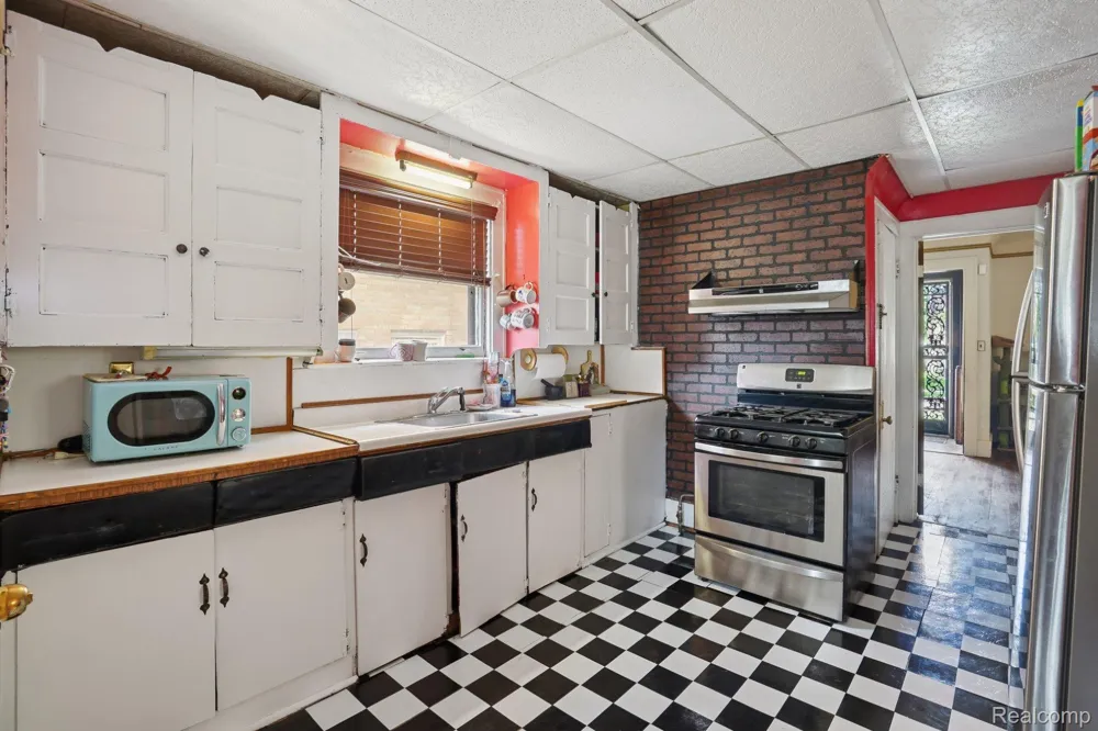 4101 Pasadena Street Detroit City, MI 48238