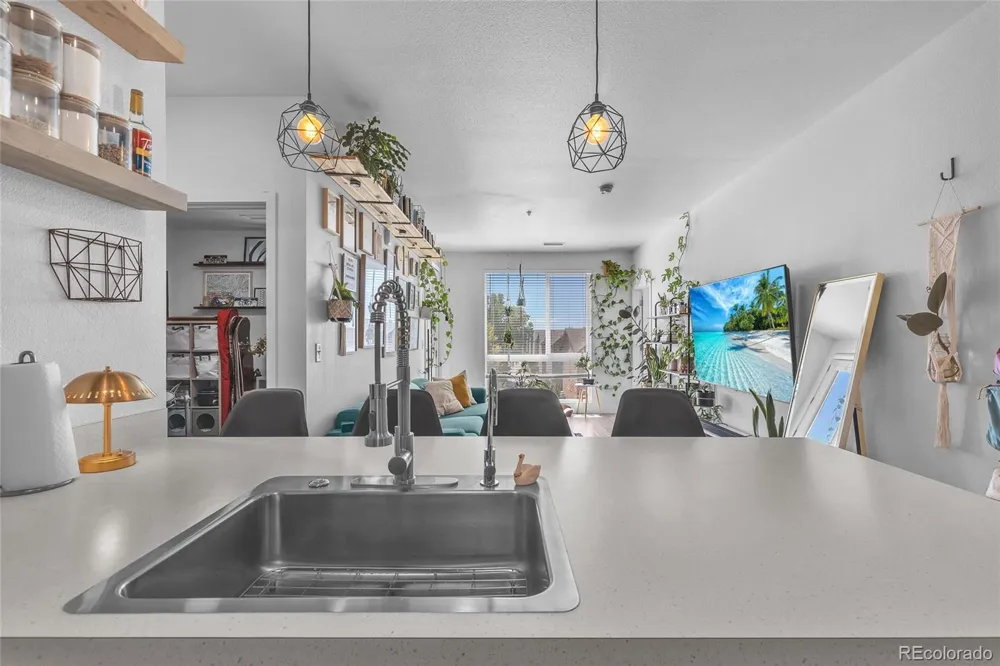 8475 E 36th Avenue #314 Denver, CO 80238