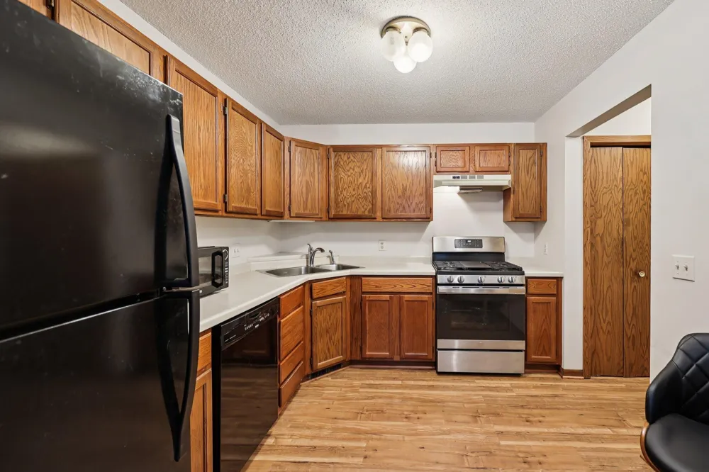 320 Karen Lane NE Columbia Heights, MN 55421