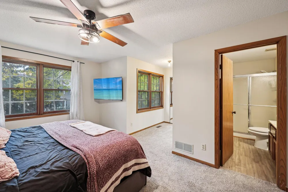 320 Karen Lane NE Columbia Heights, MN 55421