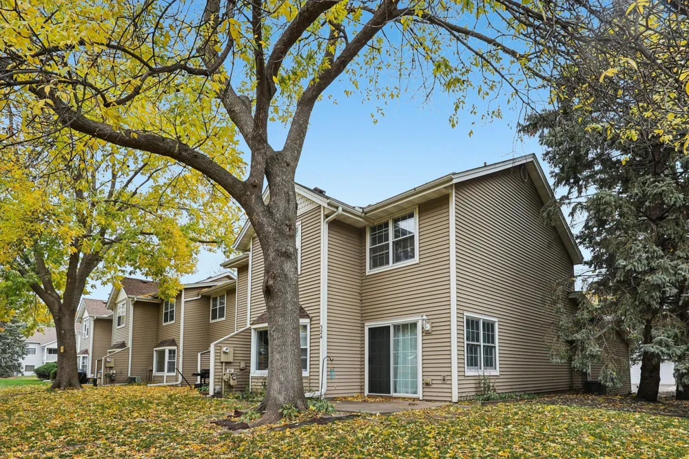 320 Karen Lane NE Columbia Heights, MN 55421