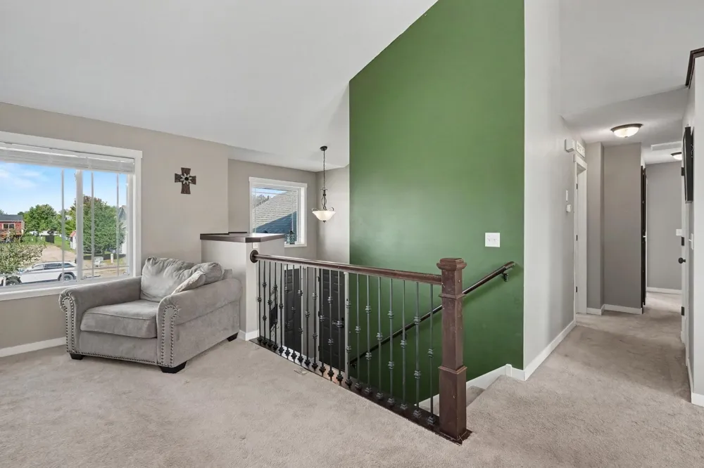 707 Hickory Street SW Isanti, MN 55040