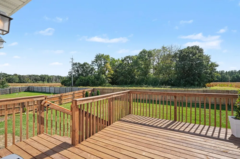 707 Hickory Street SW Isanti, MN 55040