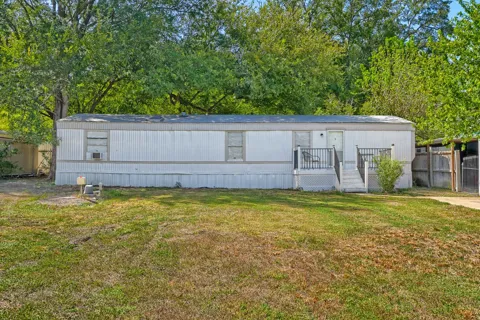 208 Circle Drive