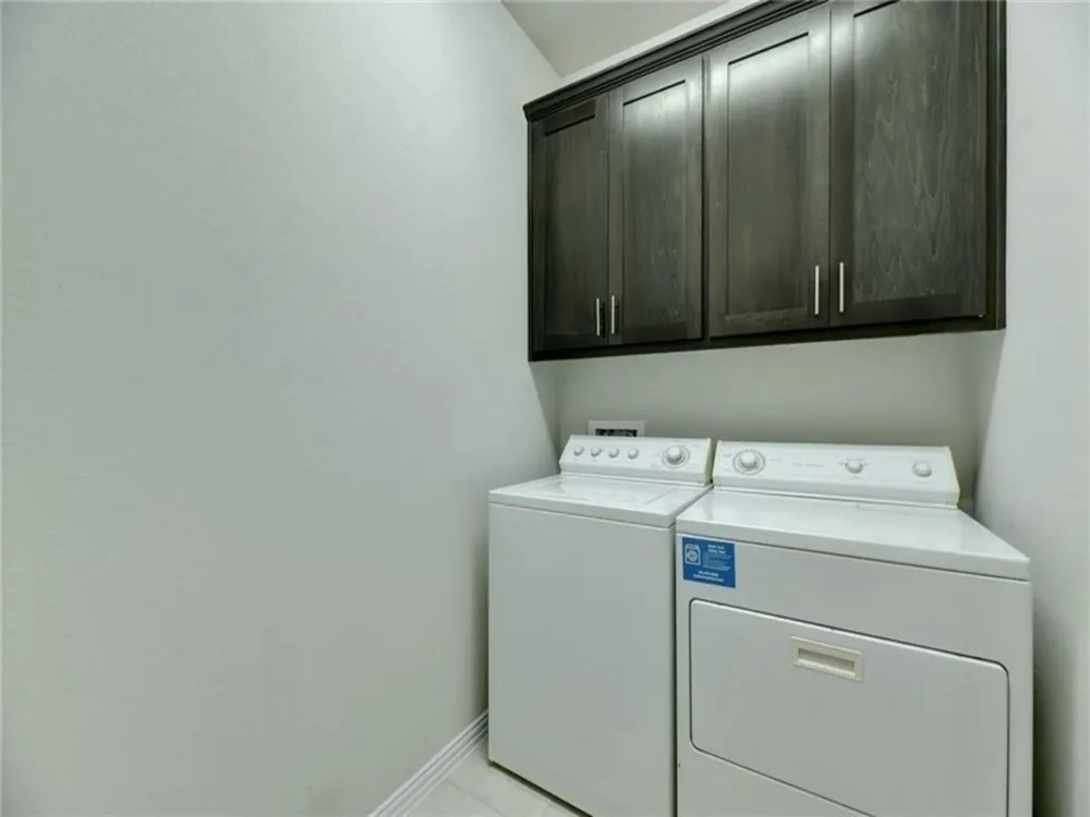 8816 Sikes Way Austin, TX 78747