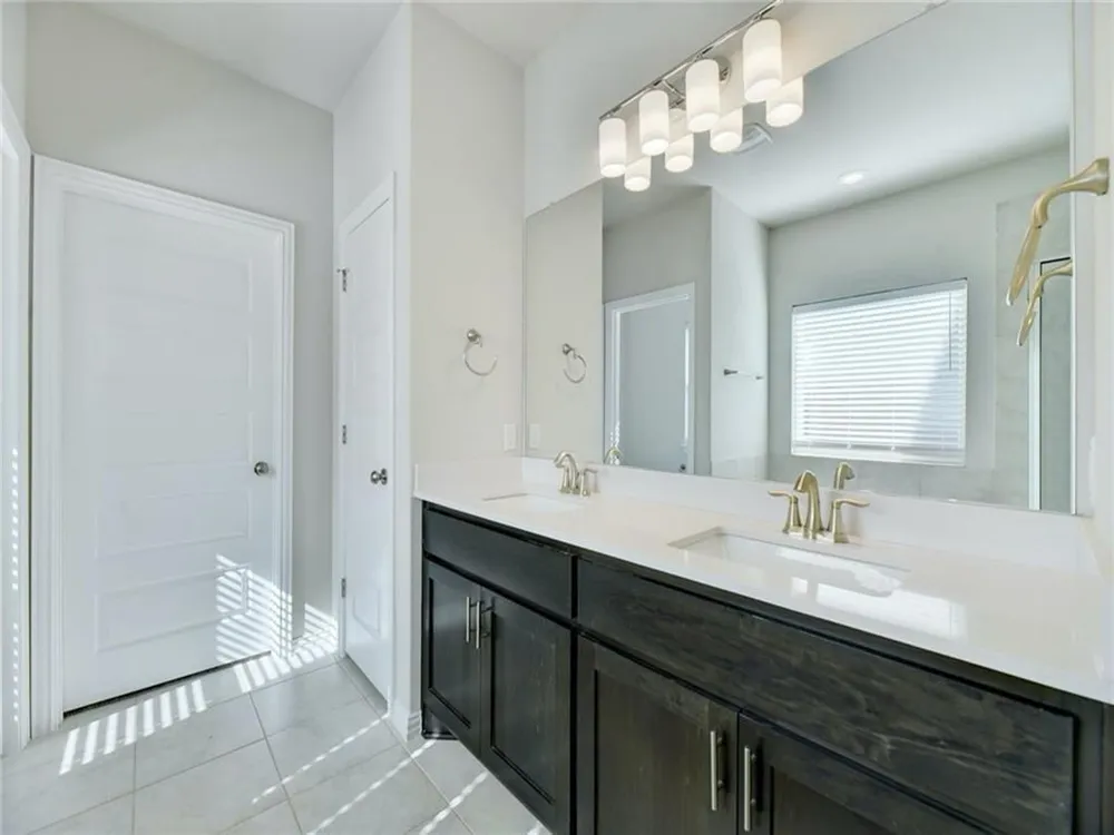 8816 Sikes Way Austin, TX 78747