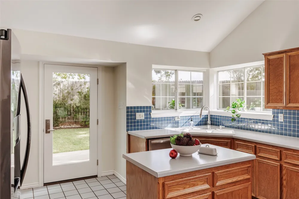 4616 Everest Lane Austin, TX 78727
