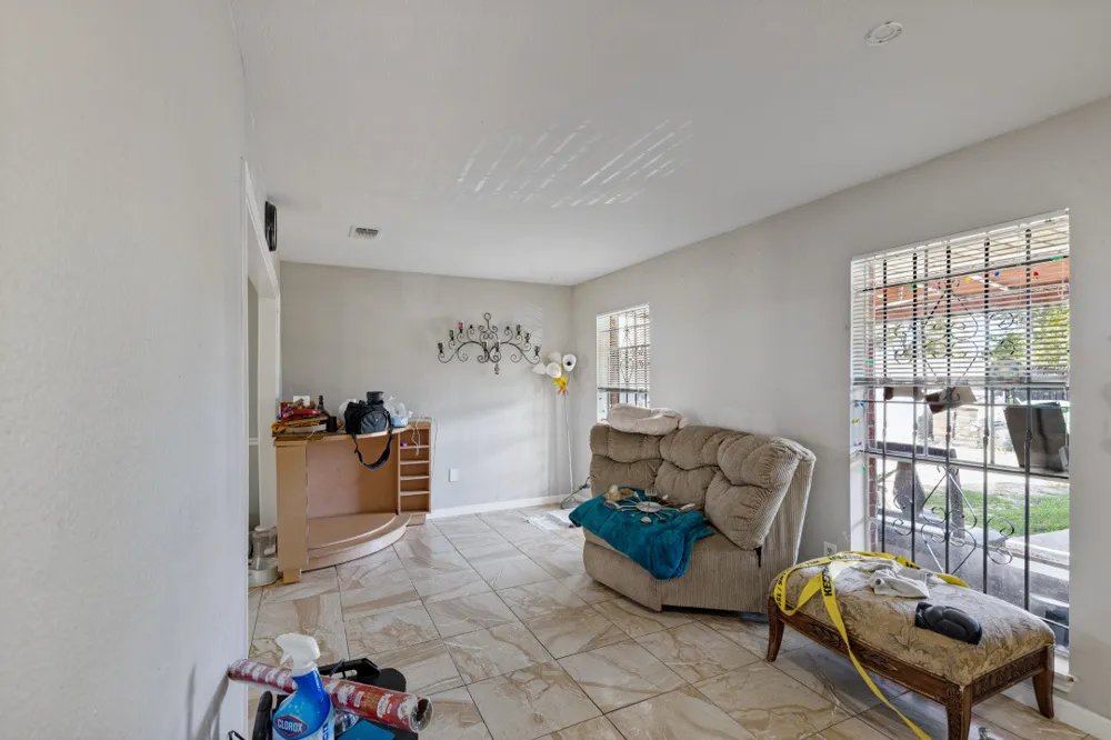 4709 Baton Rouge Street Houston, TX 77028