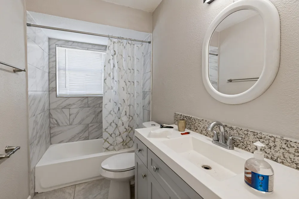 4709 Baton Rouge Street Houston, TX 77028