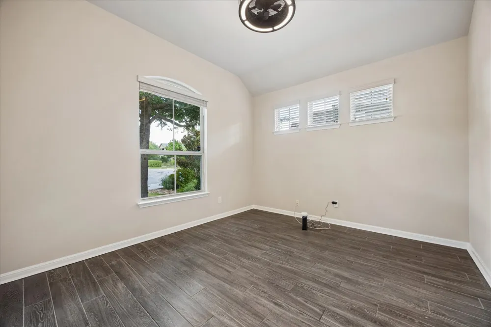 3302 Mossy Grove Court Cedar Park, TX 78613