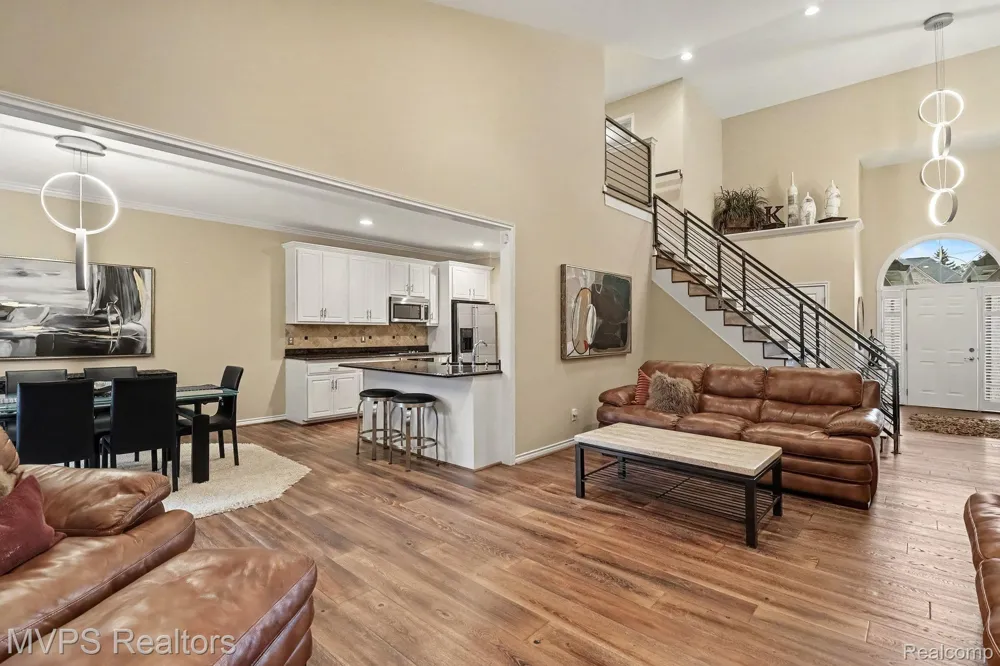 51879 Shoreview Drive Shelby Charter Township, MI 48316