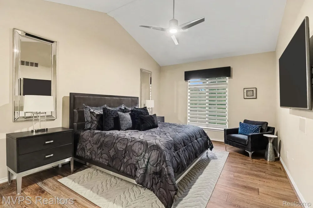 51879 Shoreview Drive Shelby Charter Township, MI 48316