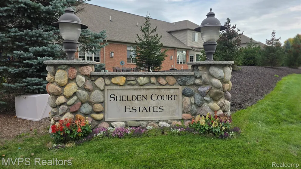 51879 Shoreview Drive Shelby Charter Township, MI 48316