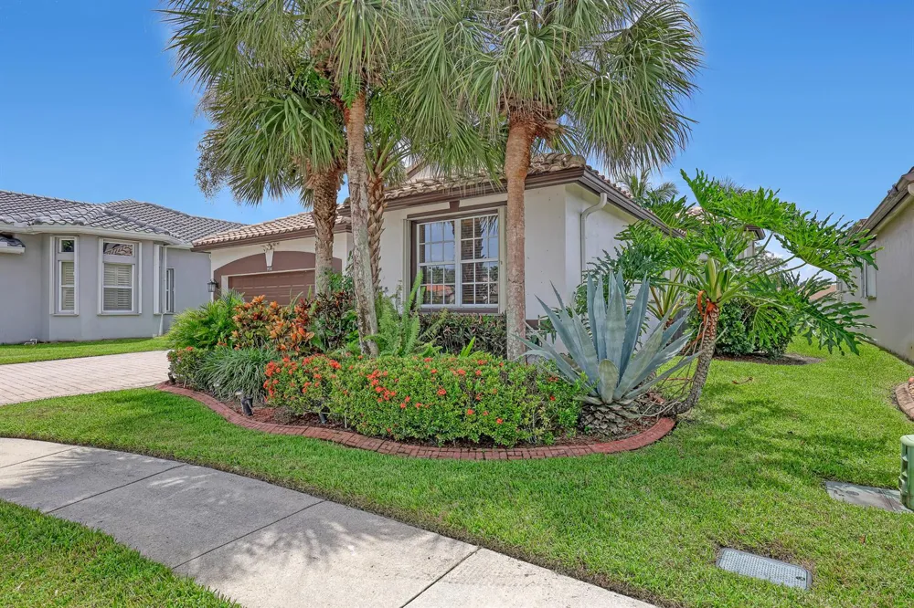 9974 Mantova Drive Lake Worth, FL 33467