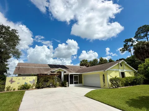 1251 SW Abingdon Avenue