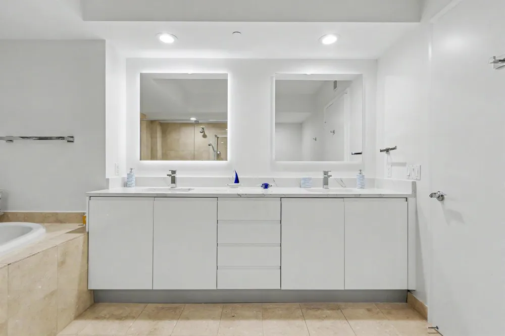 1830 S Ocean Drive #1402 Hallandale Beach, FL 33009
