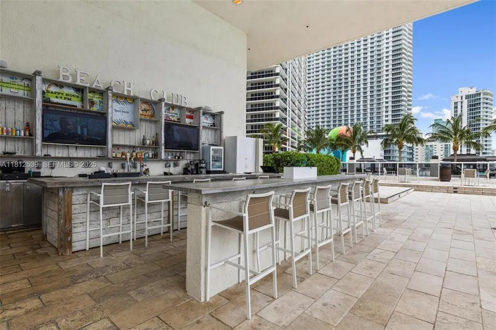 1830 S Ocean Drive #1402 Hallandale Beach, FL 33009