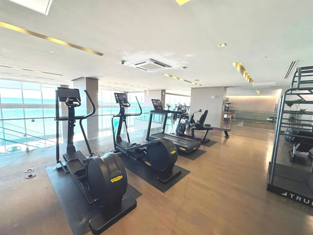 1830 S Ocean Drive #1402 Hallandale Beach, FL 33009