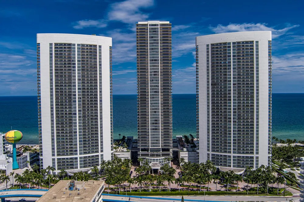 1830 S Ocean Drive #1402 Hallandale Beach, FL 33009