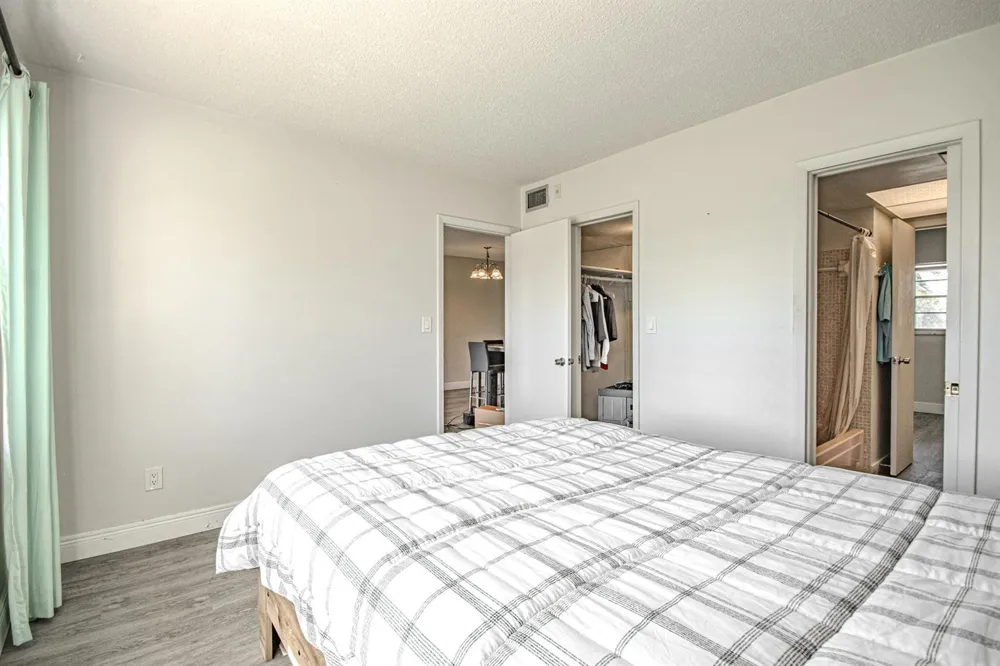 2850 W GOLF BOULEVARD #210 Pompano Beach, FL 33064