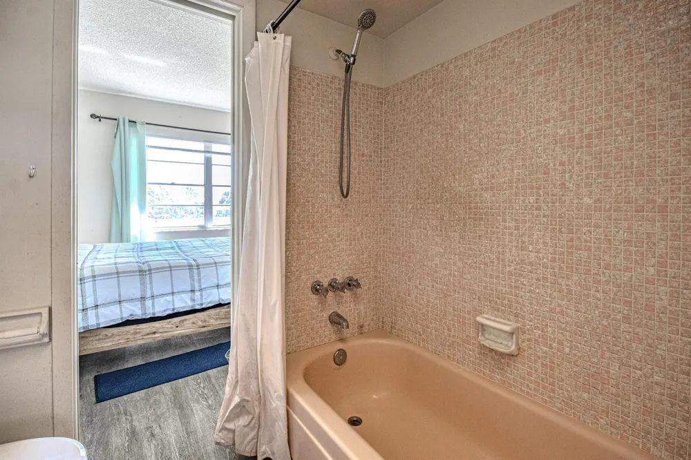 2850 W GOLF BOULEVARD #210 Pompano Beach, FL 33064