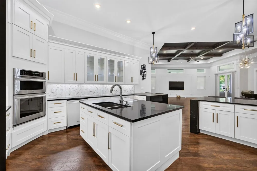145 24TH AVENUE Vero Beach, FL 32962