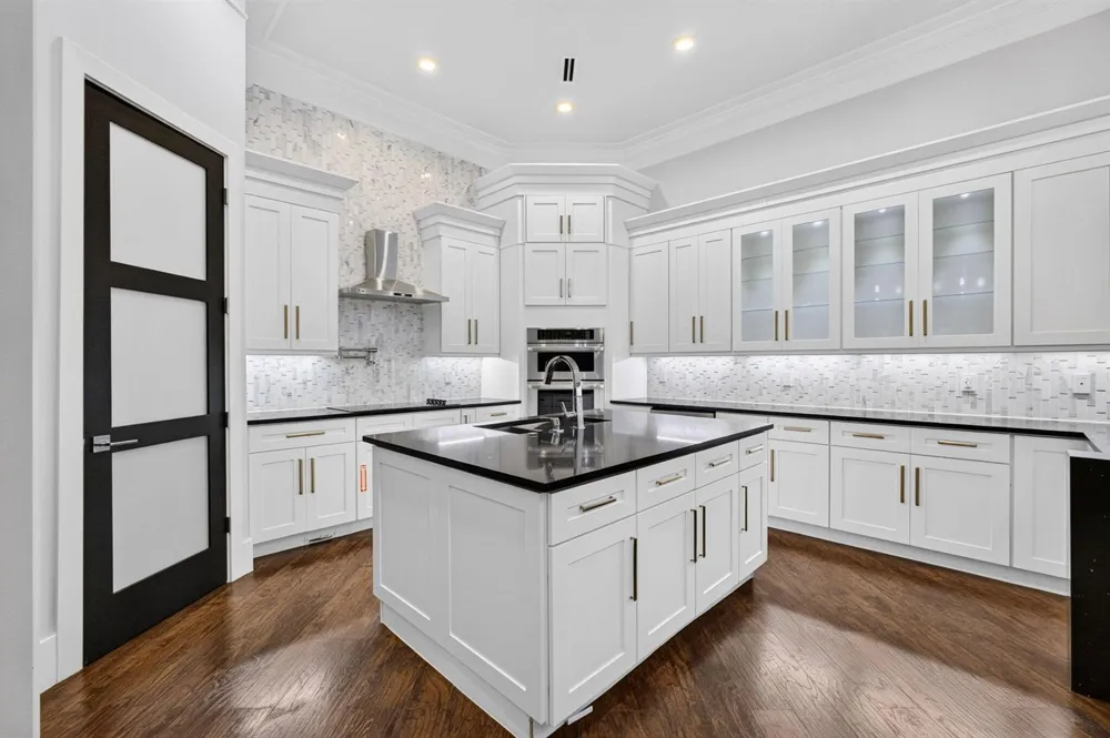145 24TH AVENUE Vero Beach, FL 32962
