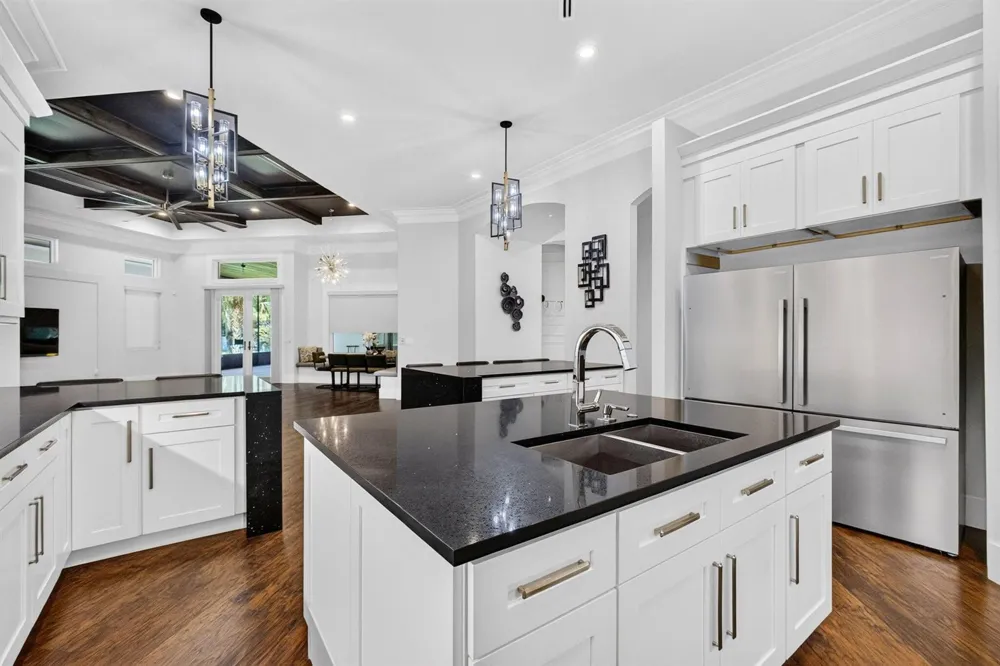 145 24TH AVENUE Vero Beach, FL 32962