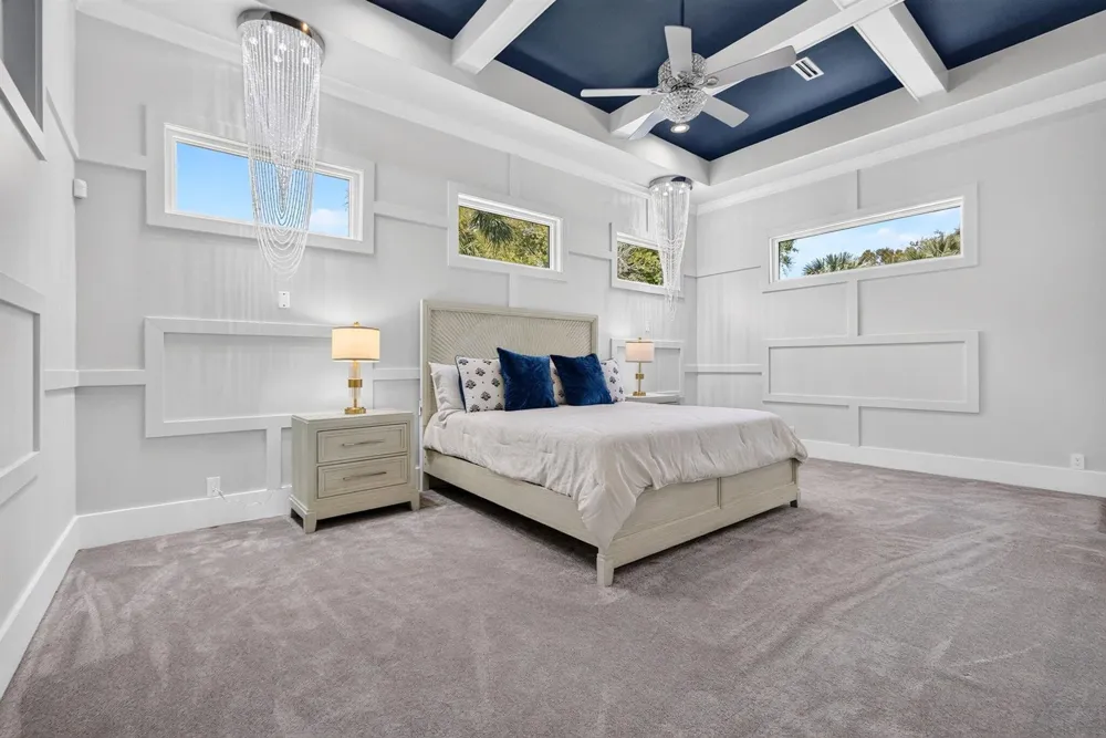 145 24TH AVENUE Vero Beach, FL 32962