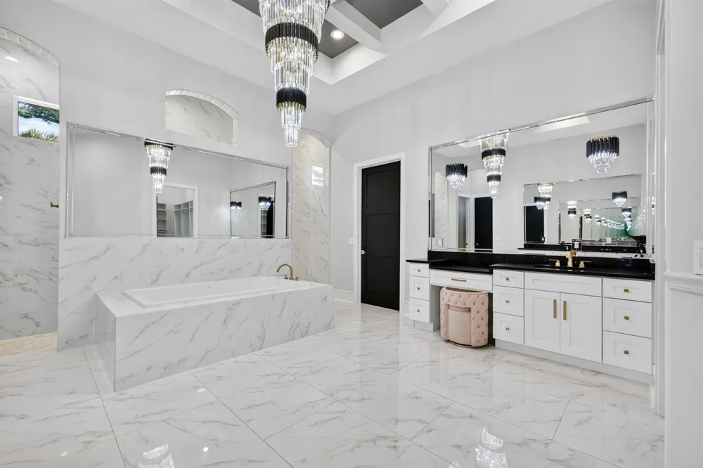 145 24TH AVENUE Vero Beach, FL 32962