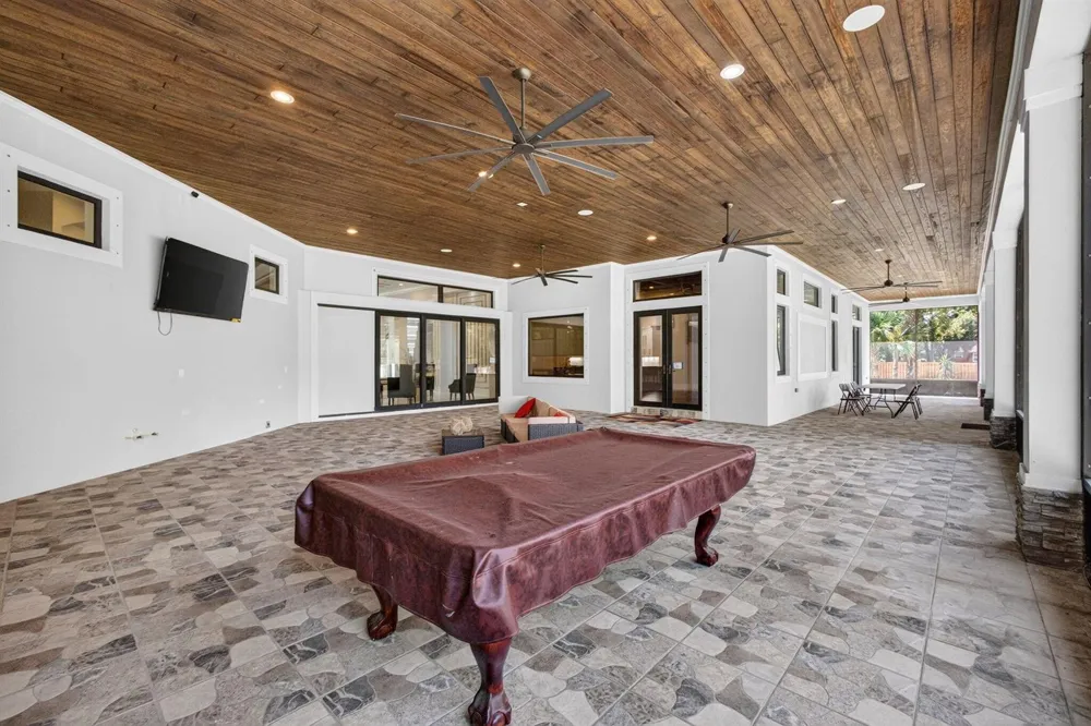 145 24TH AVENUE Vero Beach, FL 32962