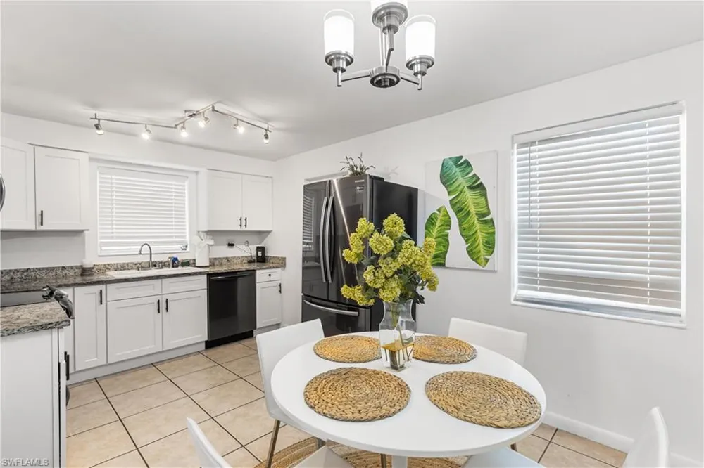 2191 Thomasson Drive Naples, FL 34112