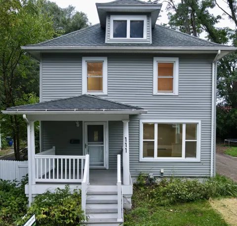 111 Forbes Street